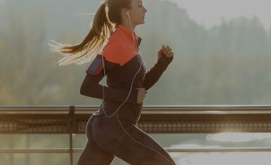 usa ka hugpong sa mga ehersisyo alang sa pagkawala sa gibug-aton sa tibuuk nga lawas