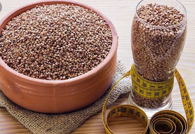 Buckwheat mono-diyeta alang sa 3 ka adlaw