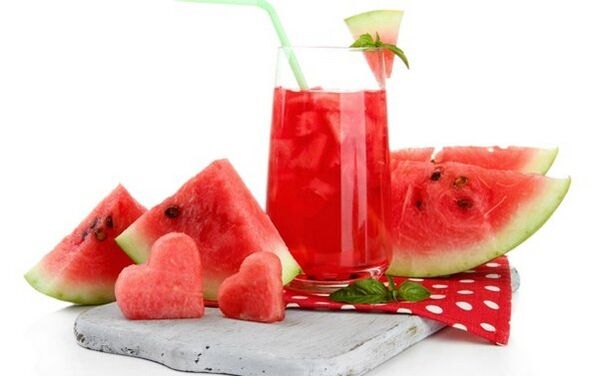 watermelon ug watermelon juice alang sa pagkawala sa timbang